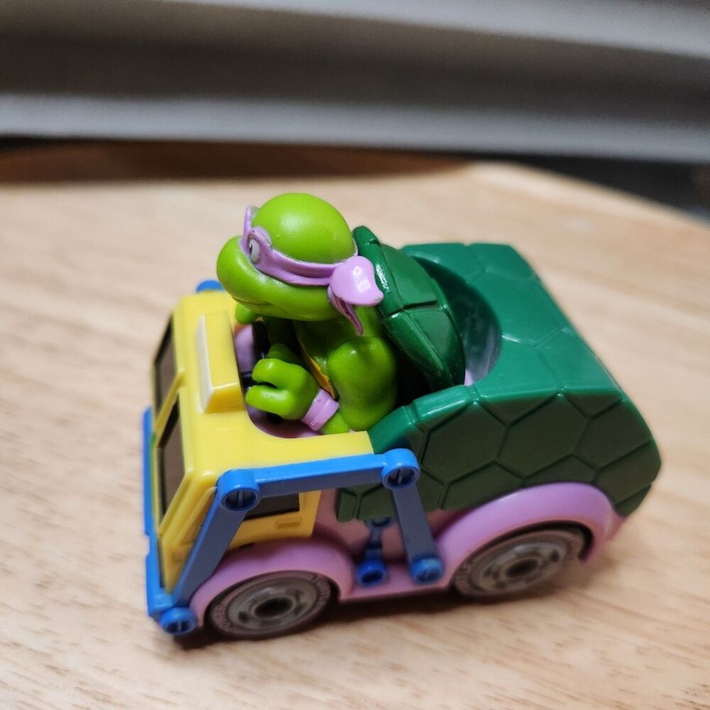 Teenage Mutant Ninja Turtles Rad Rip Racers 3‑Car Set with Ripcord - Picture 8 of 11